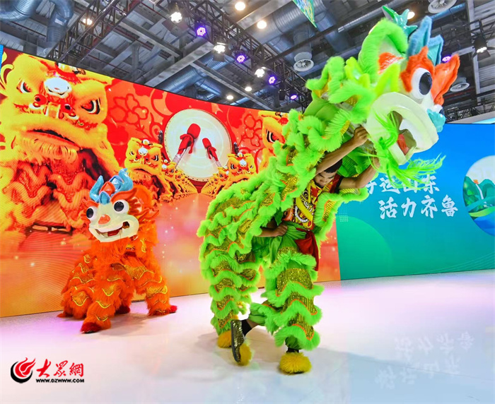 球盟会：2025中国体育两博会“泰”出彩！新泰独杆跷、泰山登山助力机器人、泰山舞狮绽放泰安体育魅力(图7)