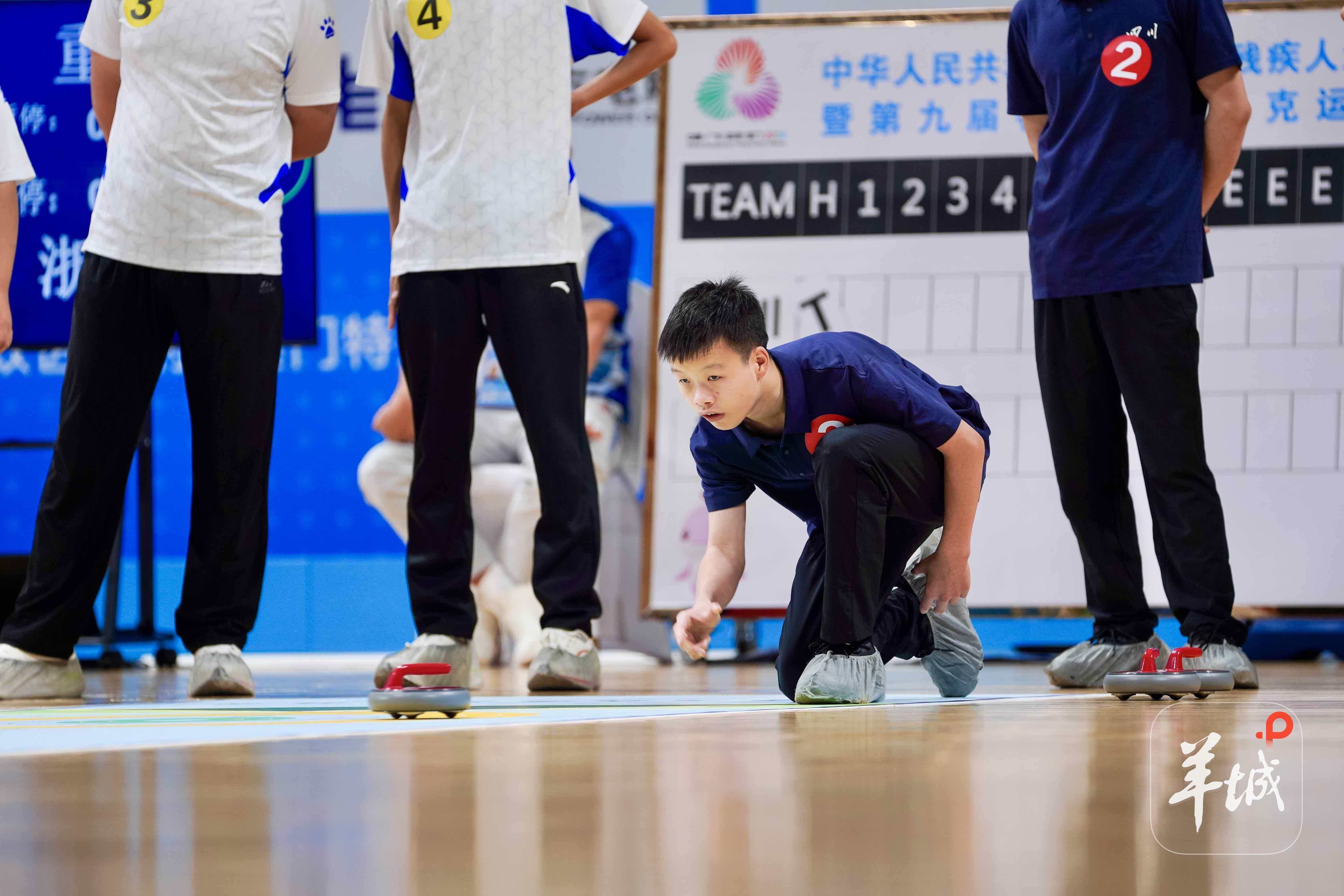 【视频】残特奥会旱地冰壶赛圆满收官！歌曲《破浪者·光》赛场首演(图1)