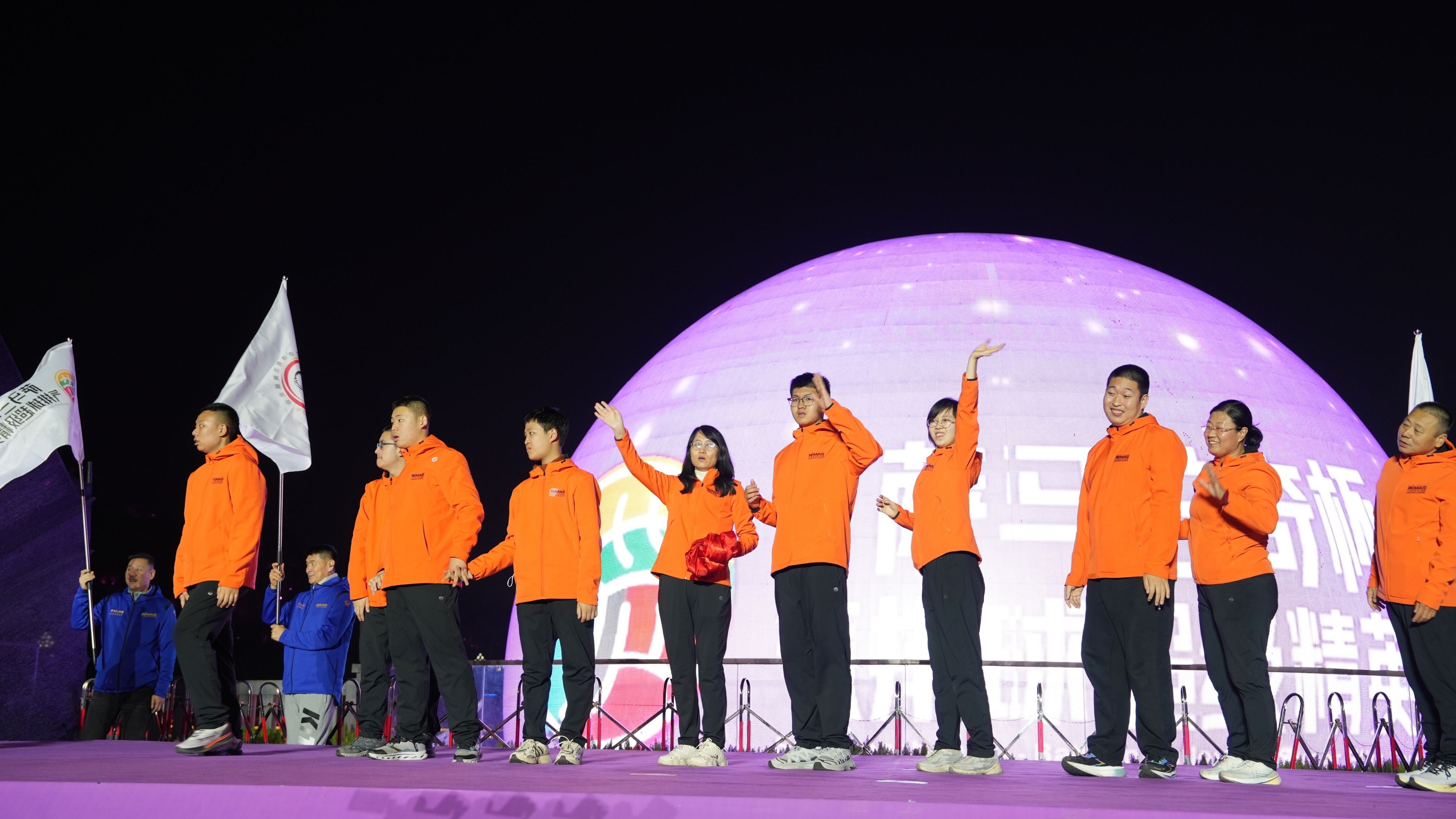 燃梦少年 圆梦宜宾 北京市首支孤独症气排球队亮相(图1)