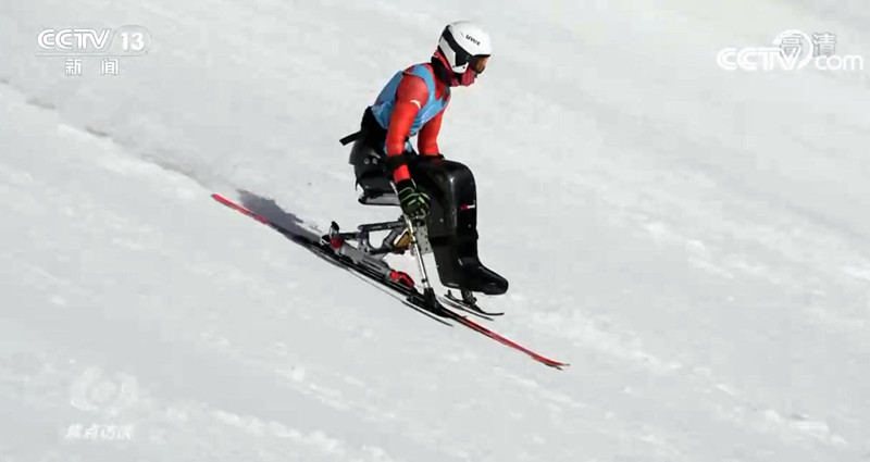 焦点访谈：拼搏！冬残奥逐梦冰雪逆风飞扬(图1)