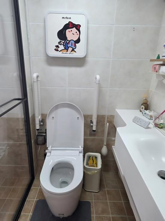 莆田适老化改造找谁？老人如厕起身难拨打闽善行968656联动莆田移动破解难题(图1)